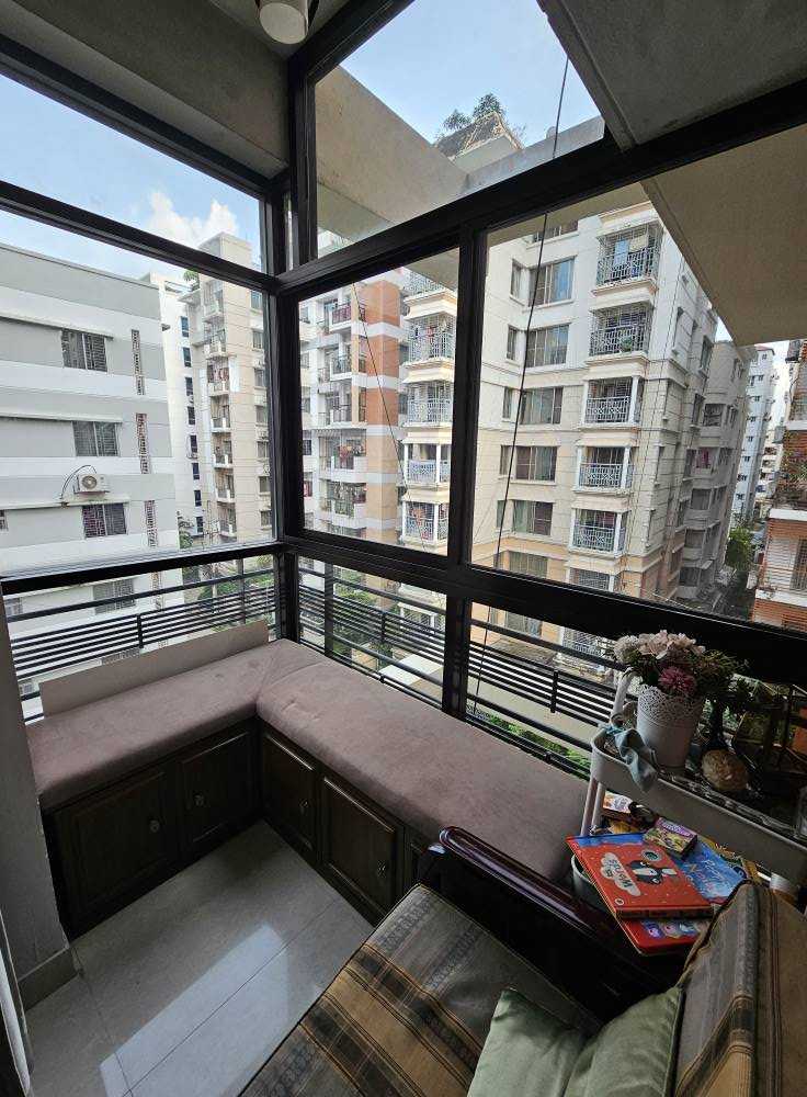 Ready-Flat-For-Sale-in-Bashundhara-Balcony
