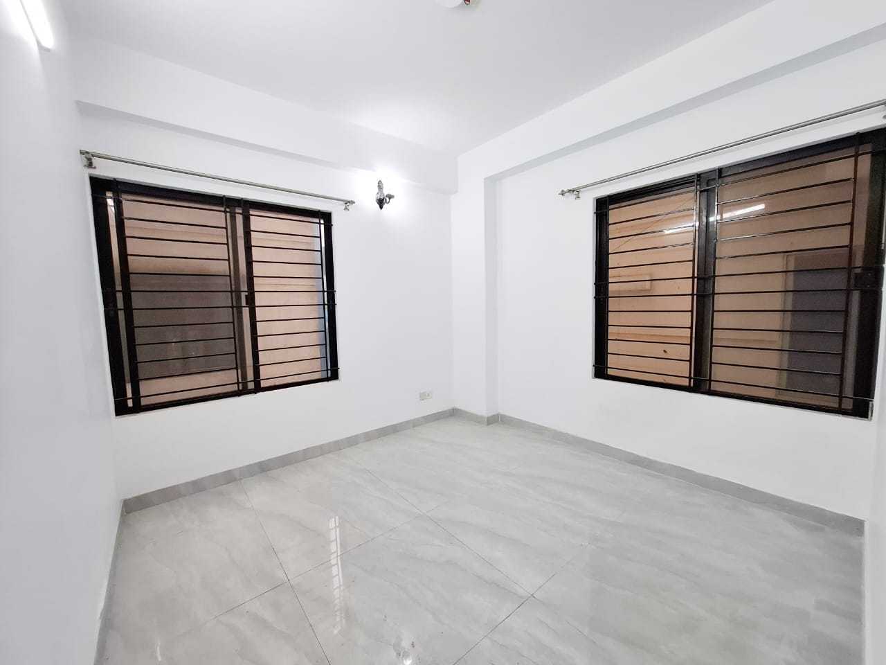 Used-Flat-For-Sale-at-Bashundhara-Residential-H-Block-Dhaka
