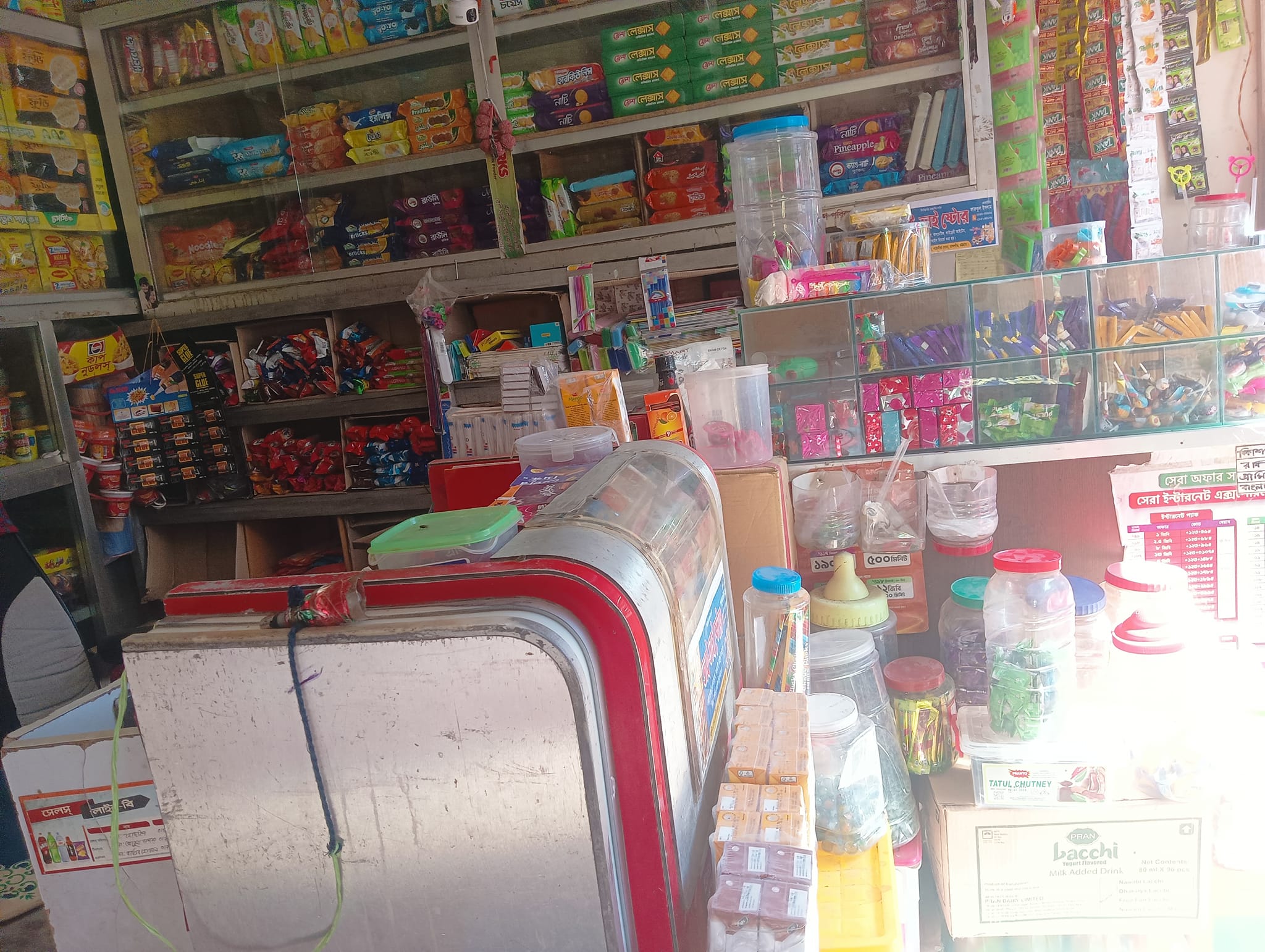 -বহদ্দারহাটে-ভালো-পজিশনের-আকর্ষণীয়-দোকান-ভাড়া-হবে-3